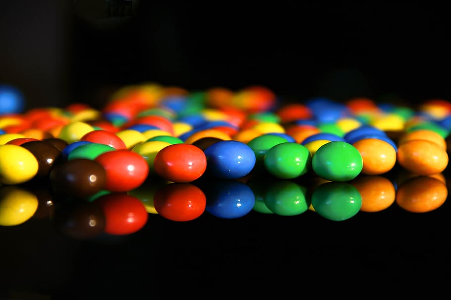 assorted-color candies, chocolate, candy, sweet, eat, colorful, dessert, delicious, m and m, black background