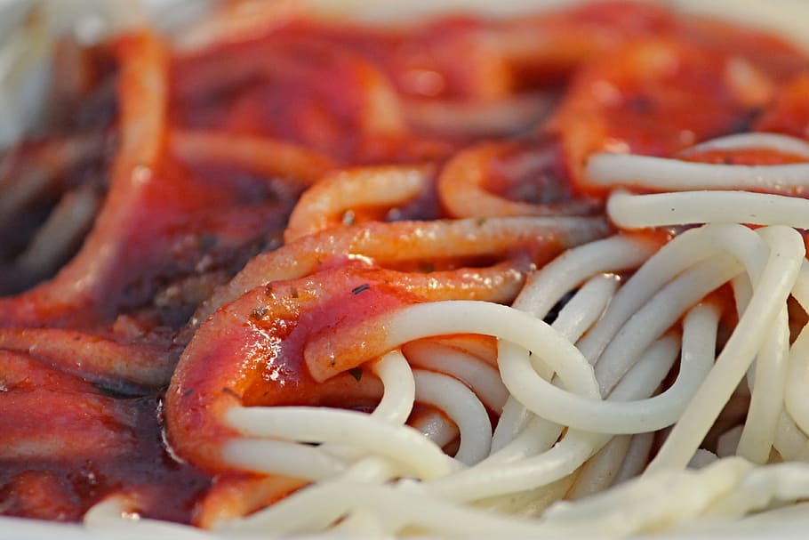 パスタ料理, スパゲッティ, トマトソース, 食べる, 麺, パスタ, 食べ物, イタリア料理, 料理, 栄養