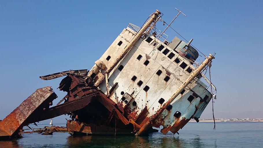 shipwrecked ship vessel, red sea, sea, sharm el sheikh, luliya, ship, wreck, catastrophe, metal, gordon reef