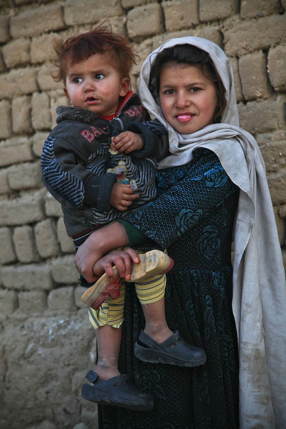 Children, Cute, Afghanistan, Persons, curious, kids, little, young, sisters, two people