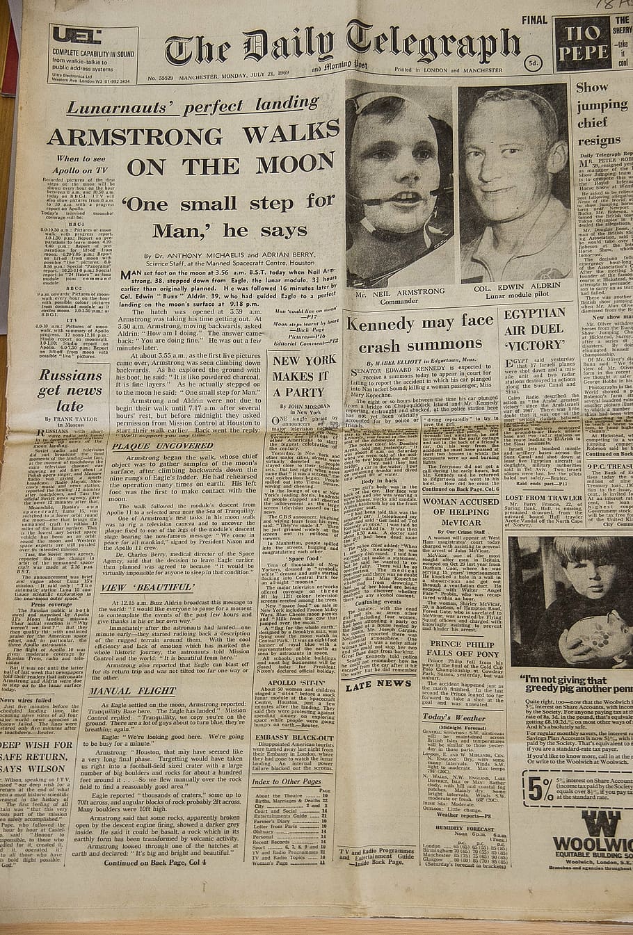 newspaper, historic, first, moon, landing, armstrong, aldrin, photos, print, text