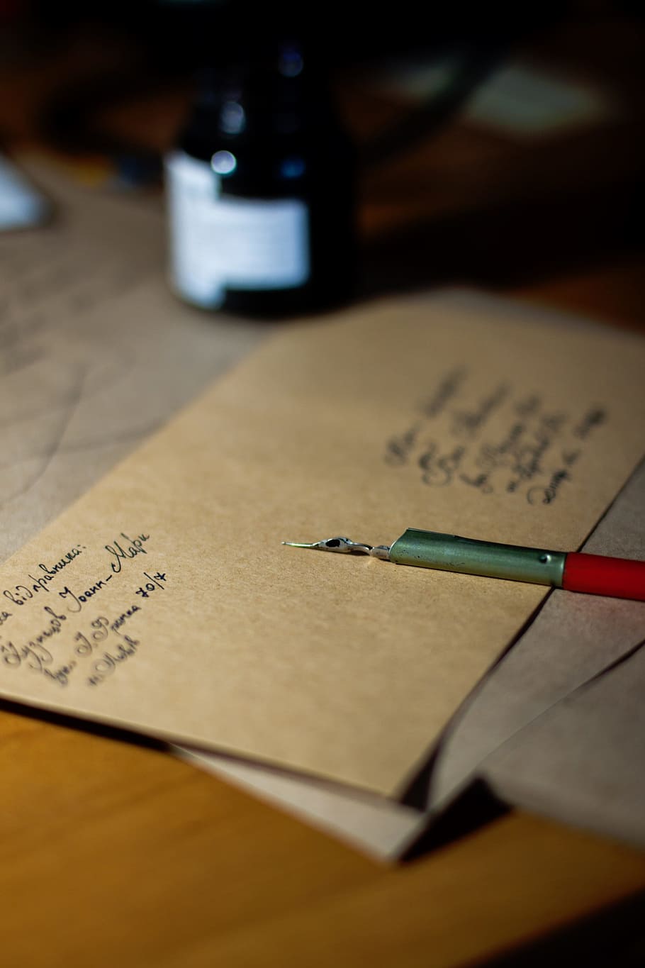 사람, 편지, 봉투, 펜, 딥펜, 글쓰기, 종이, 표, 선택적 초점, 필기구