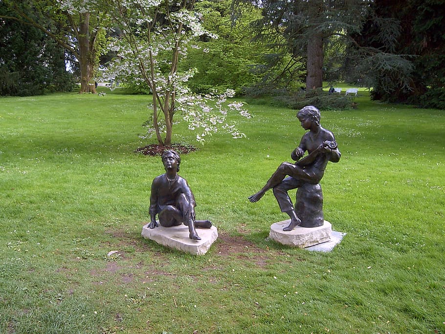 sculpture, gardens, statue, music, bronze, garden statue, park, plant, grass, tree