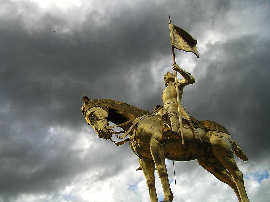 hombre, equitación, estatua del caballo, gris, nubes, joan of arc, dorado, escultura, estatua dorada, heroína