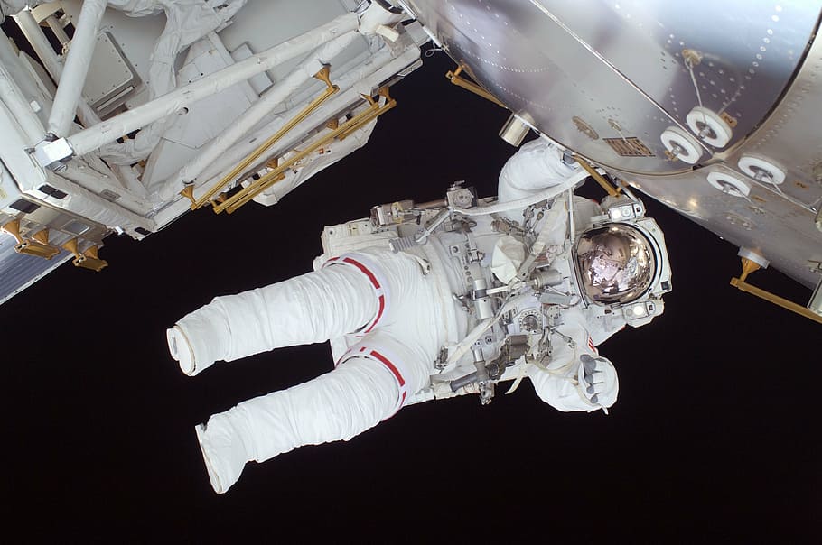 astronaut, floating, space, spacewalk, space shuttle, discovery, tools, suit, pack, tether