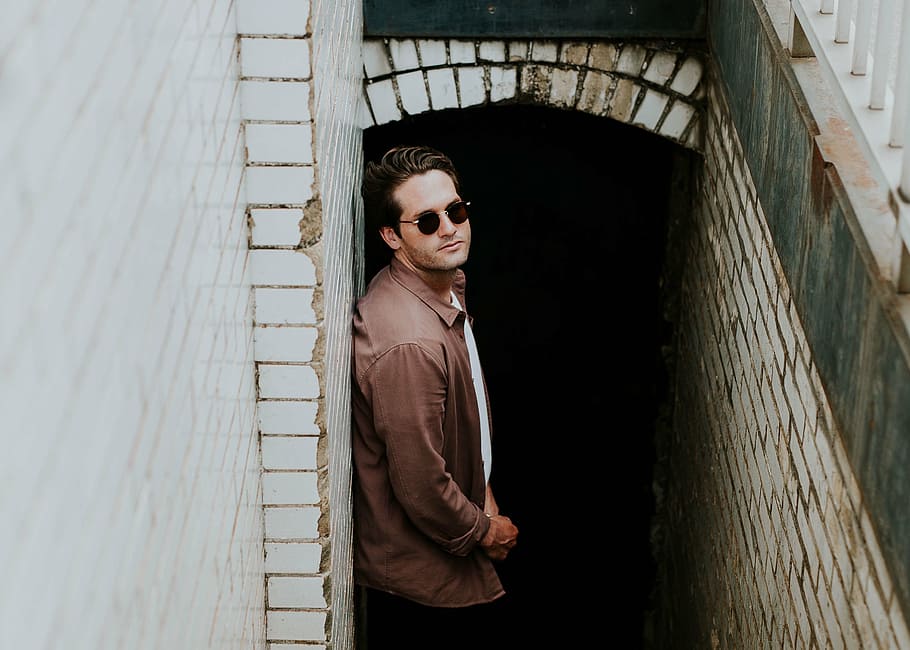 man, leaning, grey, concrete, wall, looking, people, guy, sunglasses, fashion