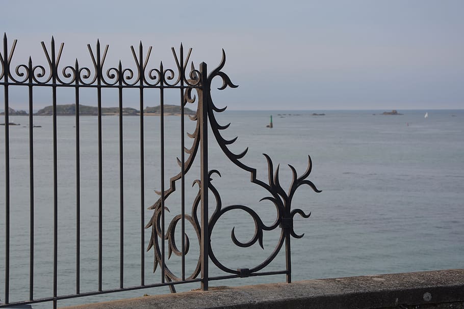 decoration wrought iron, grid separation wrought iron, coastline, dinard, ride, brittany, water, sea, sky, metal