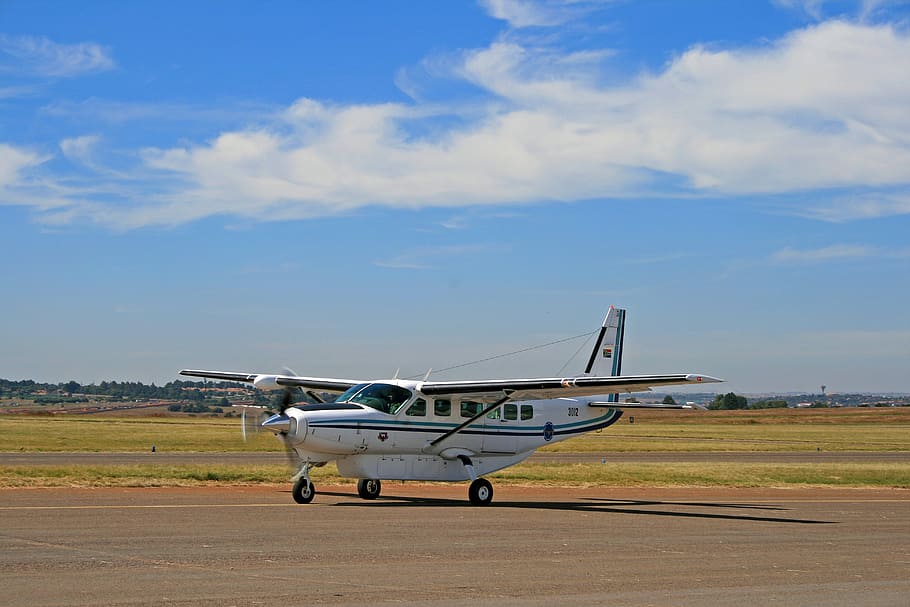 cessna caravan aircraft, Cessna Caravan, Aircraft, airplane, fixed wing, tarmac, airfield, air force, sky, transportation