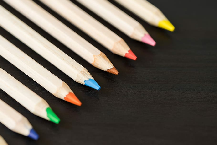 color, lápices, lápices de colores, fila, sala, texto, negro, colorido, colorante, colores