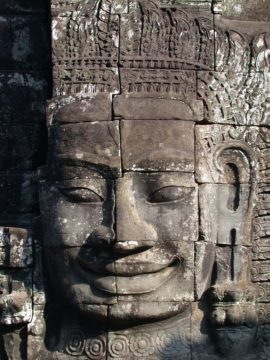 Primer plano, vista, bajo relieve, Gautama, Angkor Wat, estatua, Camboya, sonrisa, templo, antiguo
