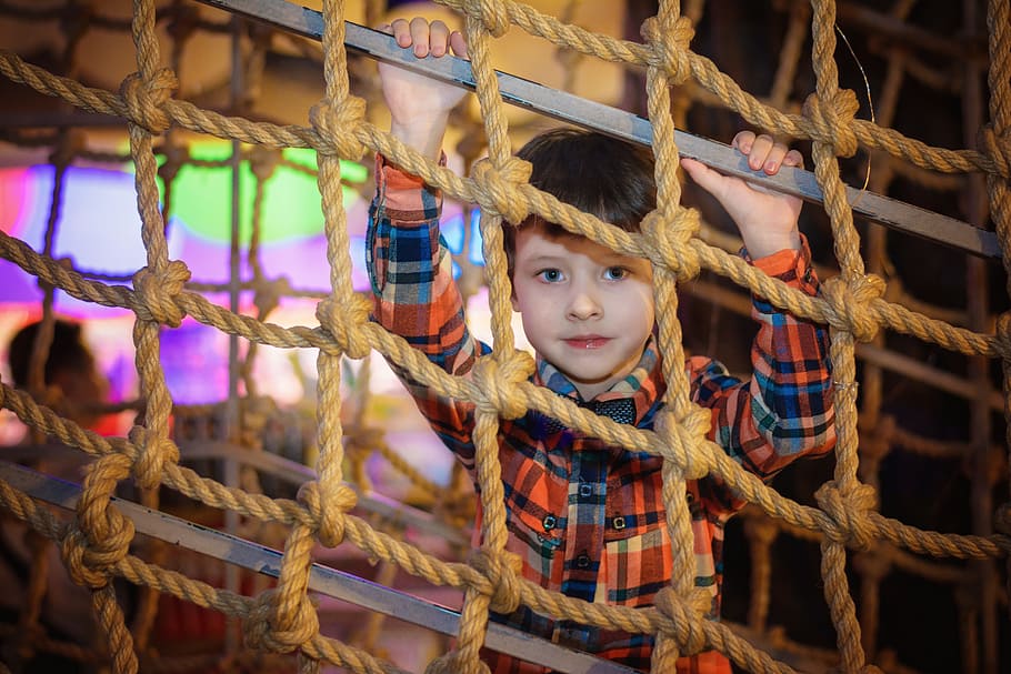 child, shop, shopping center, holiday, new year's eve, christmas, boy, happiness, smile, toy store