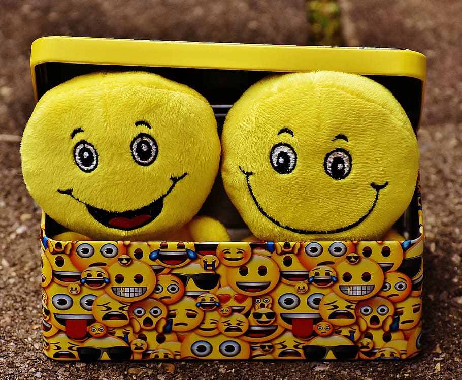 dois, amarelo, sacos de emoji, estojo, smilies, engraçado, alegria, emoticon, emoji, sorridente
