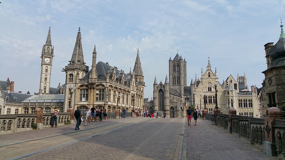 Gante, centro de la ciudad, Bélgica, calle, arquitectura, estructura construida, exterior del edificio, edificio, cielo, religión