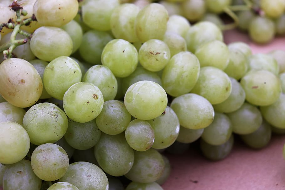white grapes, fruit, healthy, juicy, vitamins, sweet, delicious, vegetarian, nutrition, healthy eating