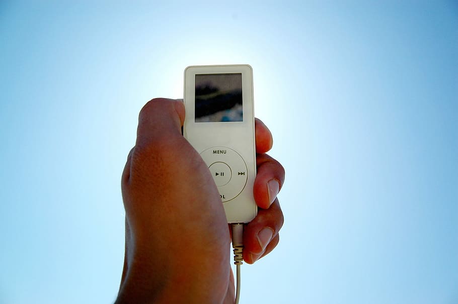I-Pod, Mp3-Player, Hand, Portable, sky, music player, media player, apple inc, music, white