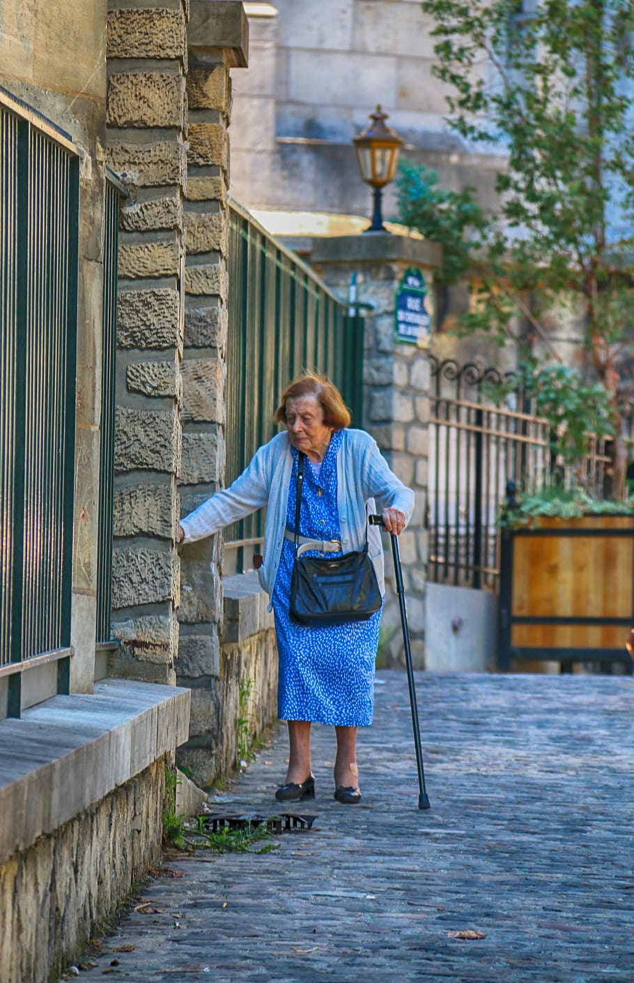 old age, woman, old, solitude, age, vulnerable, difficulties, street, cane, autonomy