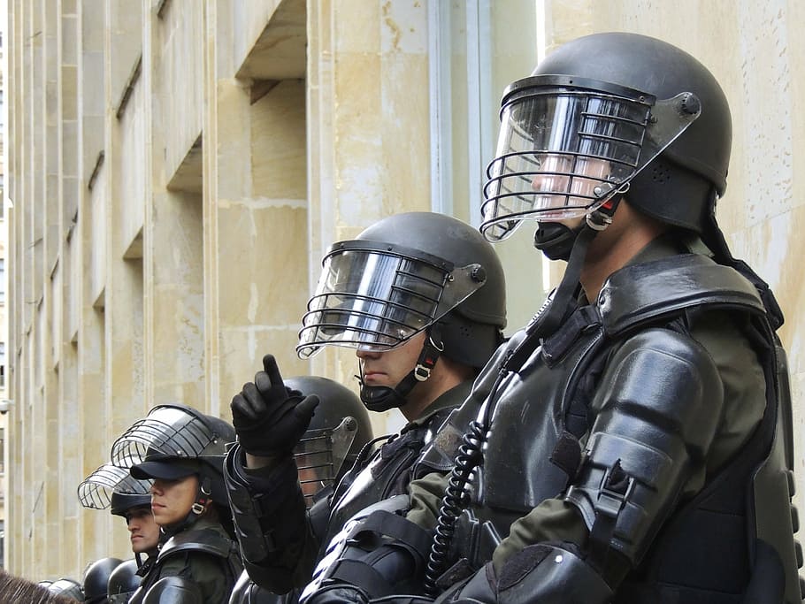 homem, preto, roupa do exército, polícia, Bogotá, motim, forças especiais, capacete, chapelaria, vestuário