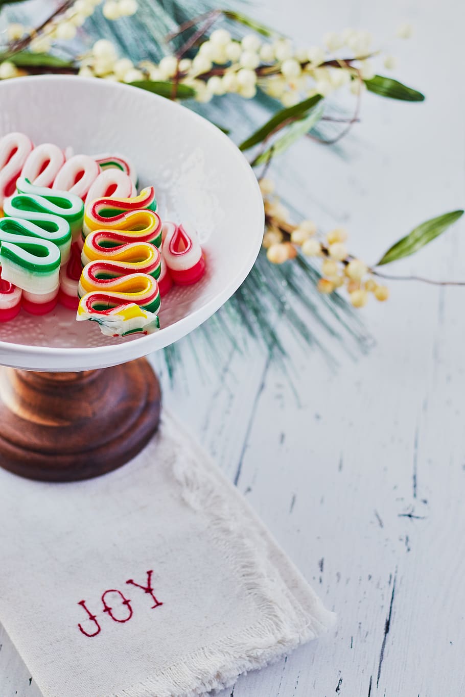 christmas, ribbon, candy, holiday, festive, background, sweets, berries, sugar, food