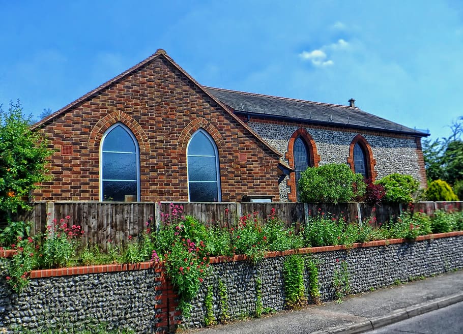 Iglesia Metodista, Surrey, Inglaterra, Reino Unido, oración, adoración, fe, religión, flores, plantas