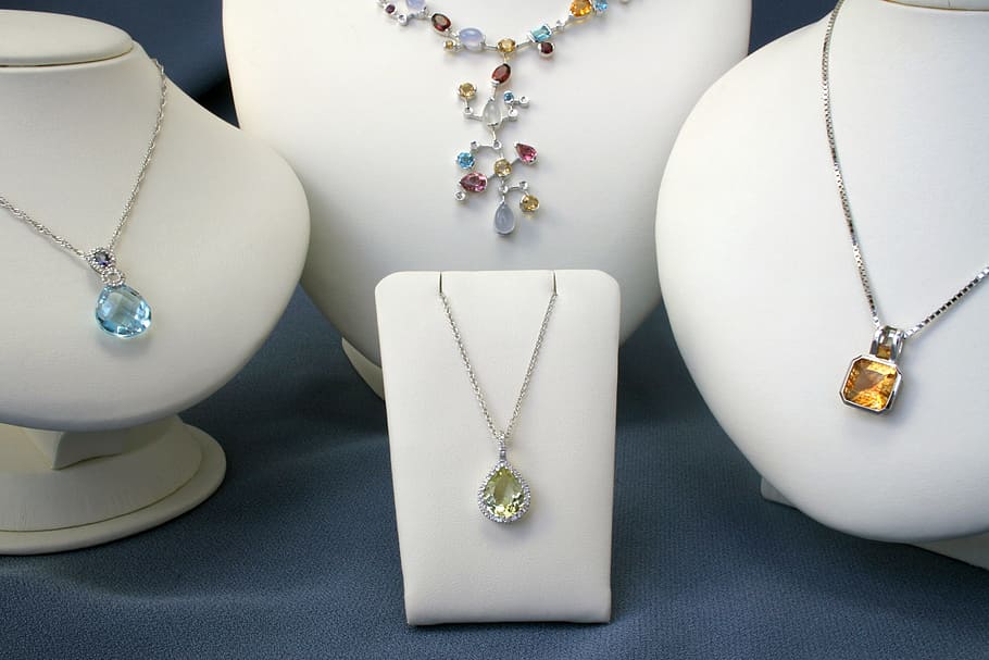 joyería, colgante, collar, gemas, piedras preciosas, lujo, moda, en exhibición, exhibición, accesorios
