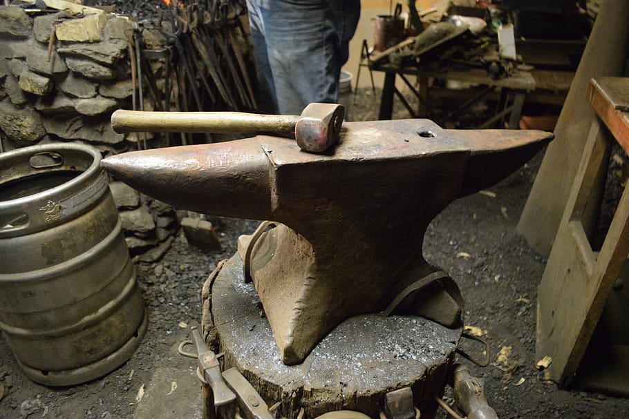 anvil, blacksmith, forge, hammer, iron, metal, industry, machinery, equipment, rusty