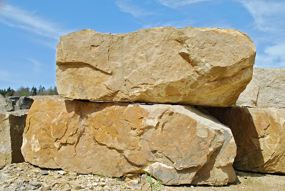 pila, beige, rocas, arenisca de obernkirchen, cantera, bückeberg, piedra arenisca, roca, remoción, piedra natural