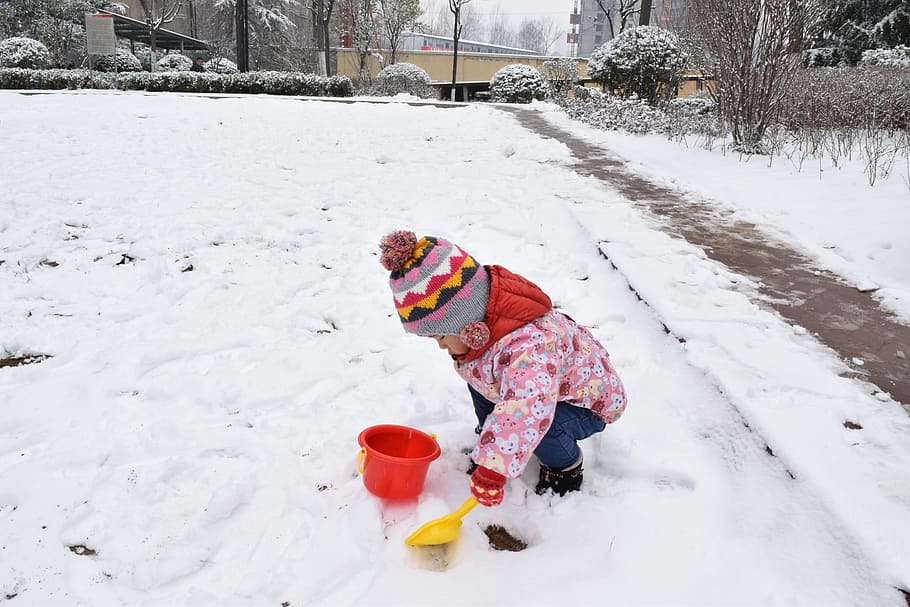 snow, children, toys, winter, cold temperature, childhood, child, warm clothing, clothing, full length