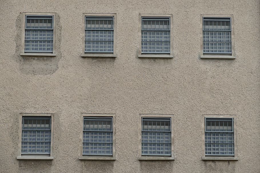 berlin, stasi, hohenschönhausen, prison, breeding house, grid, ddr, monitoring, window, architecture