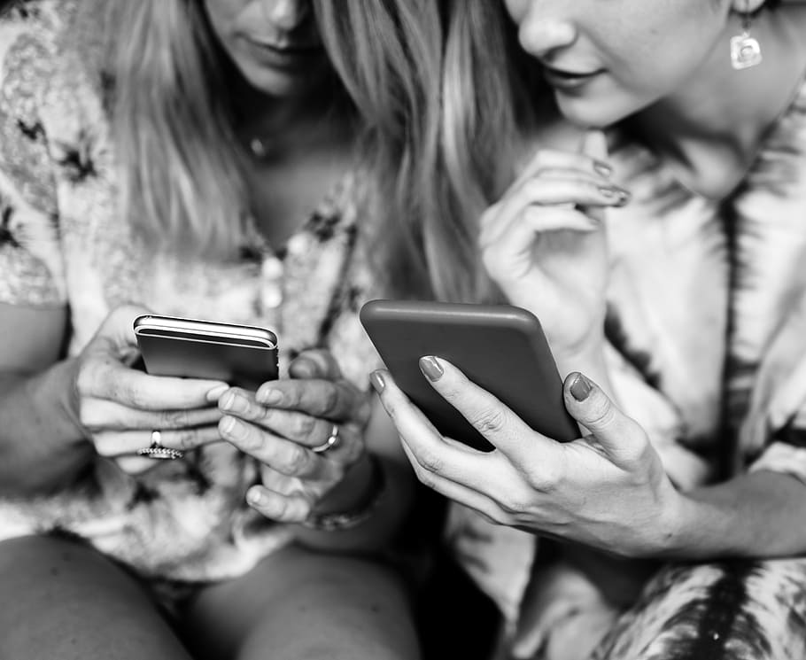 two, woman, using, smartphones, technology, girlfriends, online, sharing, friends, social