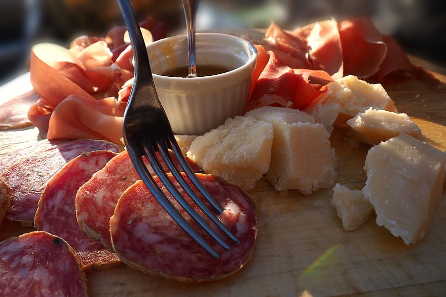 pepperoni and sauce, Cold Cuts, Party, Aperitif, Holidays, prosecco, specialty, honey, fork, salami