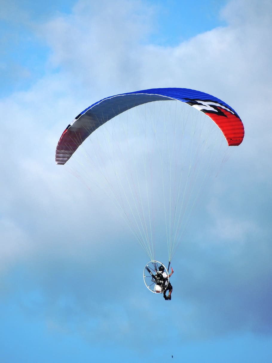 paraglider, flight, paragliding, extreme sports, adventure, parachute, sport, leisure activity, sky, mid-air