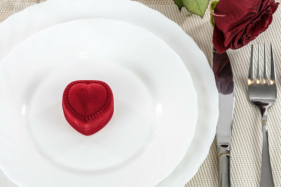 heart-shaped, red, suede ring box, round, white, plate, valentine's day, surprise, gift, dinner