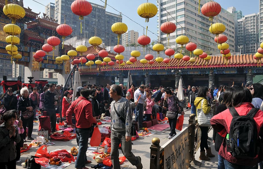 china, temple, chinese new year, praying, lantern, real people, group of people, crowd, large group of people, built structure