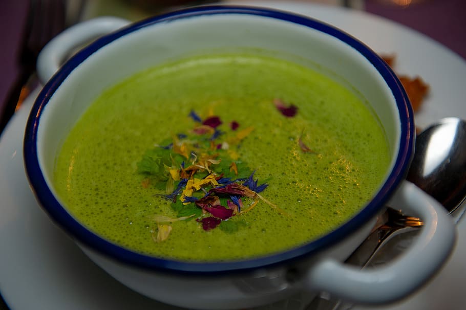 chard, swiss chard soup, soup, spinach, food, bowl, green, health, healthy, creamy