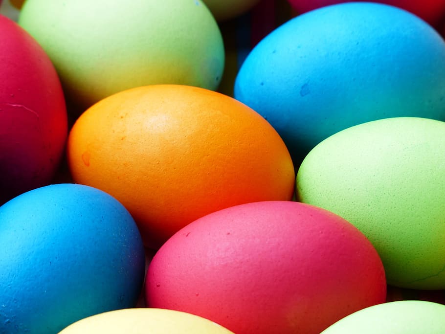 primer plano, foto, lote de huevos de colores variados, huevo, colorido, huevos de pascua, pascua, pintura, color, alegre