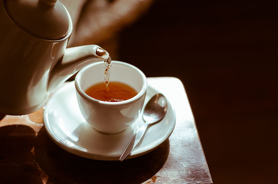 taza de té, verter, té, té verde, caliente, saludable, hierbas, hojas, bebidas, café - bebida