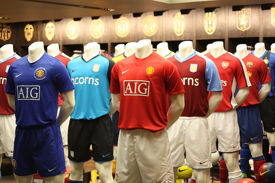 shop, london, manequin, football, sports uniform, in a row, side by side, sport, clothing, group of people
