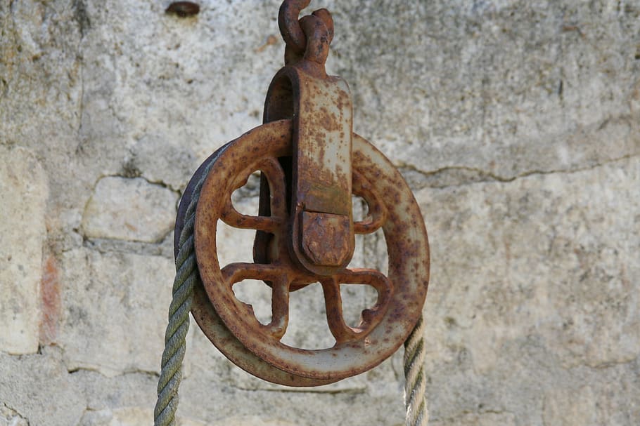 pulley, wells, charente, france, water, metal, rusty, close-up, old, day