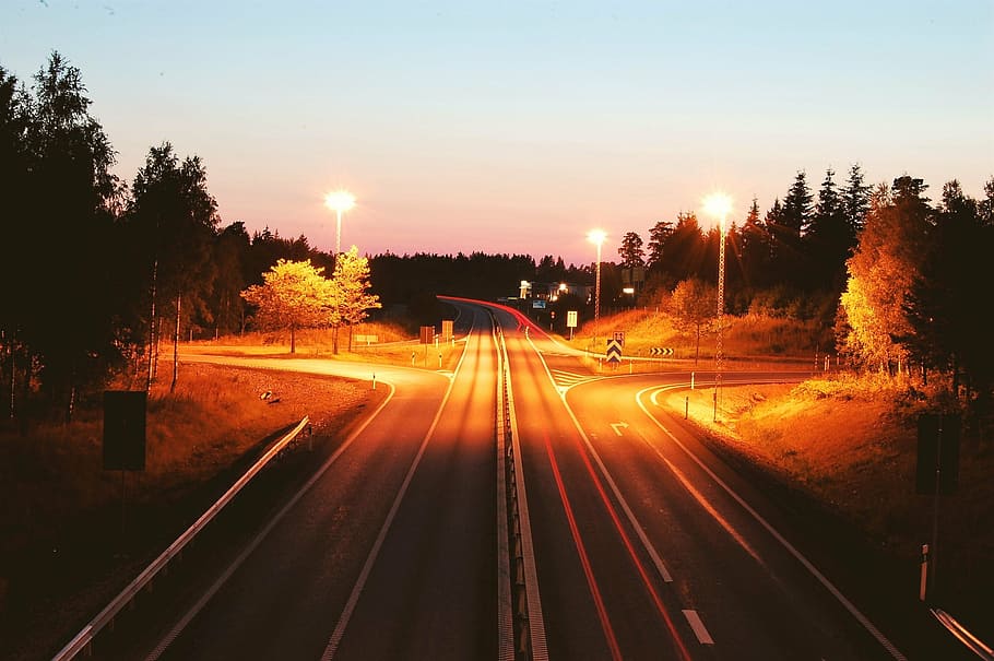 fotografía de lapso de tiempo, carretera, luces, transporte, árboles, tráfico, coche, calle, velocidad, noche