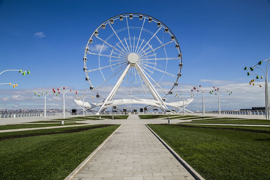 rueda de la fortuna, azul, cielo, viajar, Bakú, Azerbaiyán, arquitectura, parque de atracciones, destinos de viaje, día