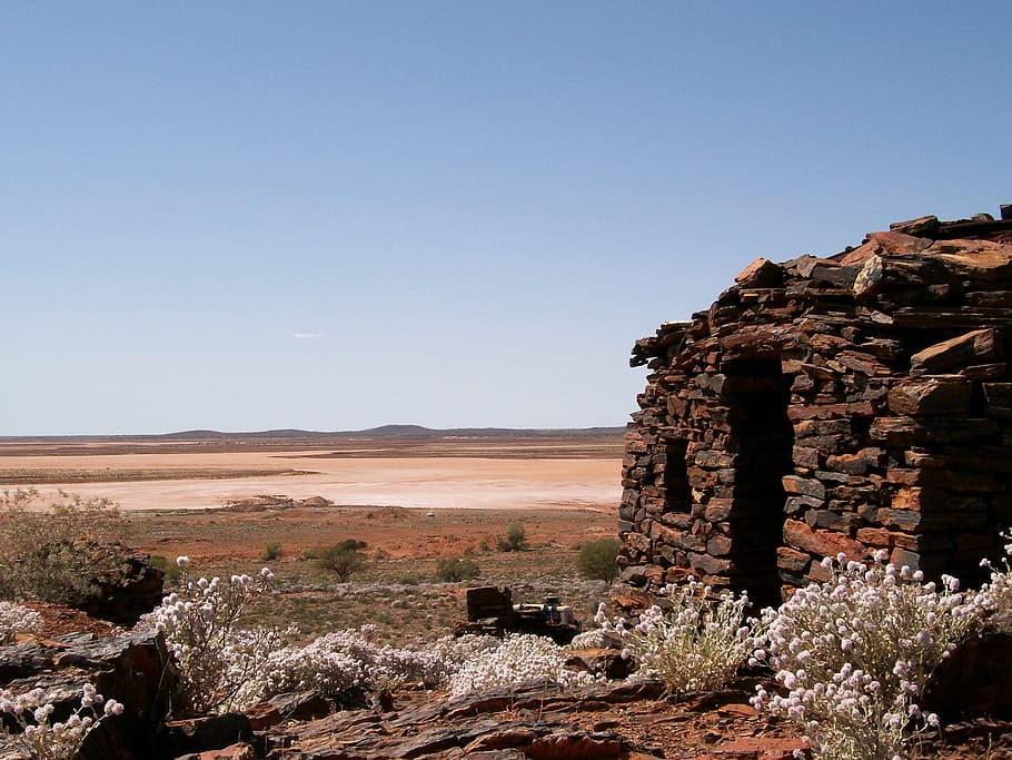 stone house, desert, heat, salt lake, outdoor, dry, dirt, rocks, extreme, outback