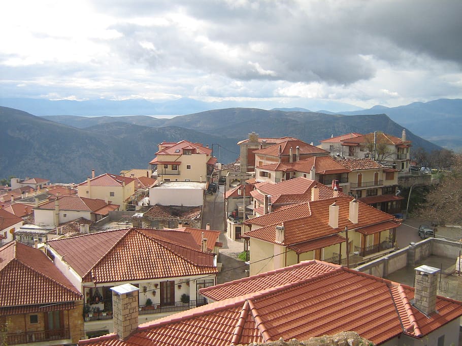 aráchova, greece, province, architecture, building exterior, mountain, roof, built structure, building, cloud - sky