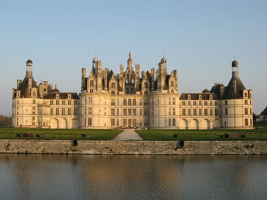 brown, castle, body, water, chambord, france, royal castle, architecture, reflection, history