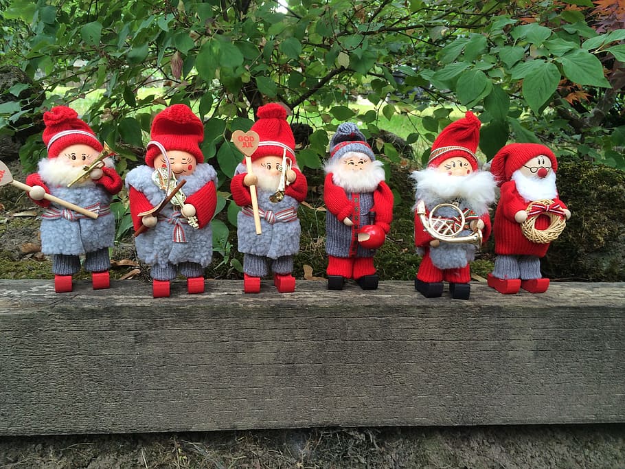 Escandinavo, banda, tompte, rojo, en una fila, juguete, representación humana, infancia, día, representación