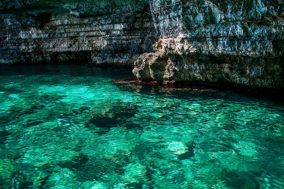 penhasco de águas claras, claro, água, penhasco, viagem, mar, natureza, caverna, azul, férias
