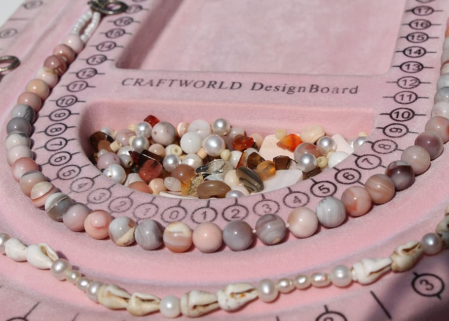 art, craft, beads, necklace, agate, carnelian, shell, pearl, pink, brown