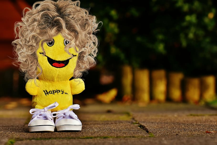 smiley, laugh, hair, hairstyle, sneakers, funny, emoticon, emotion, yellow, green
