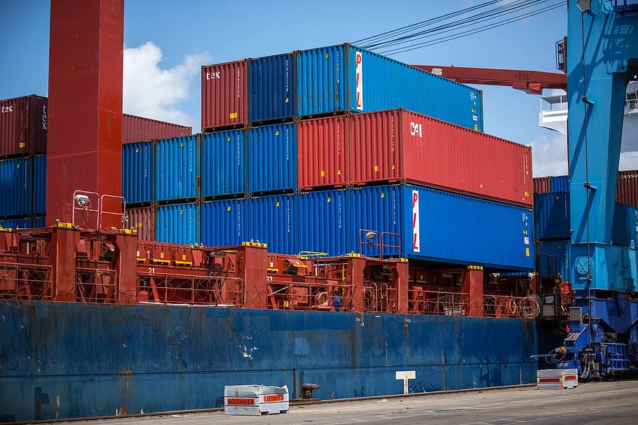 buque de carga azul, contenedores de envío, carga, puerto, flete, industria, comercio, muelle, mercancías, a granel
