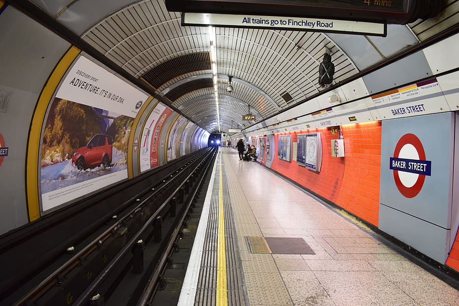 london, underground, city, subway, transport, tube, train, station, transportation, uk