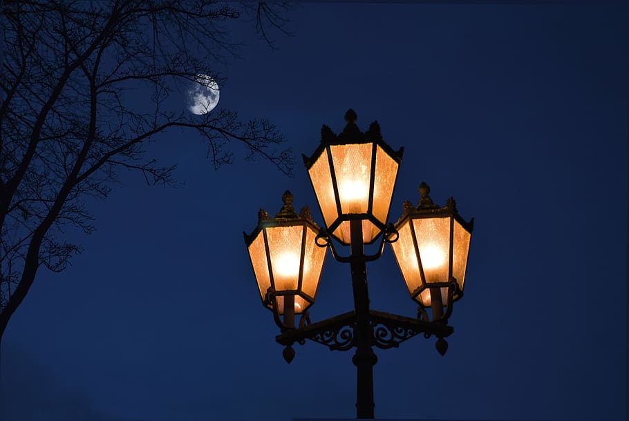 street lamp, historically, light, lighting, lantern, moon, evening sky, atmosphere, lighting equipment, illuminated
